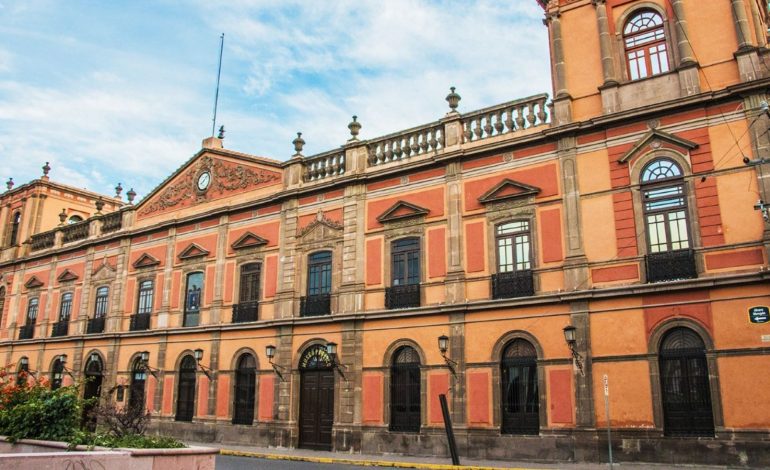  Tribunal exige a UASLP disculpa de Zermeño y restitución de trabajadora víctima de hostigamiento