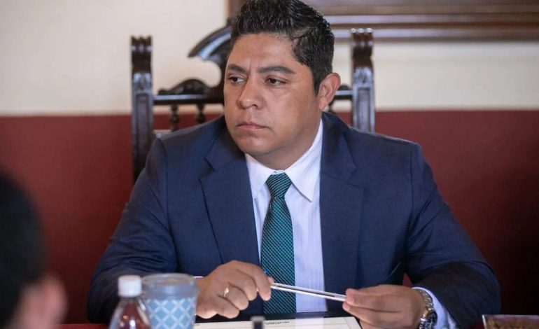  Gallardo anticipa más cambios en su gabinete; en una semana suma dos relevos