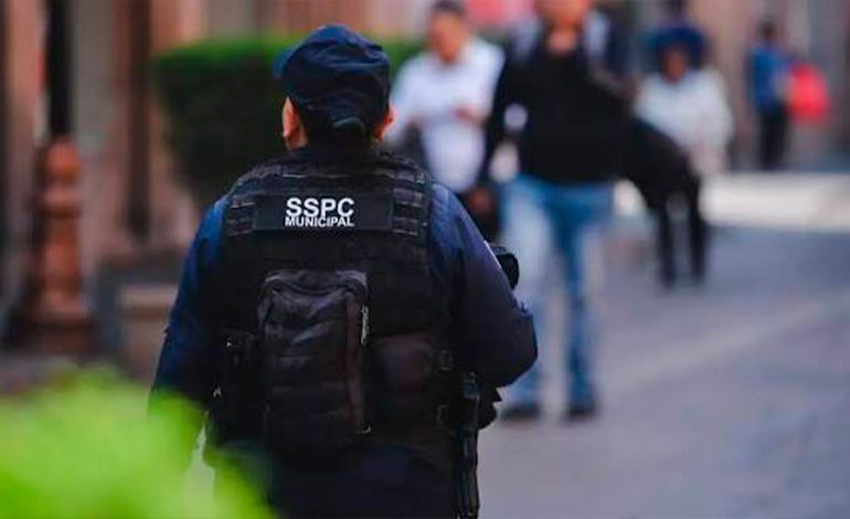  Galindo ordena investigar a policías municipales por video de operativo en Santa Fe