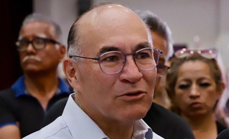 Tras conflicto en foro del PAN, Galindo llama a la unidad y niega “piso disparejo”