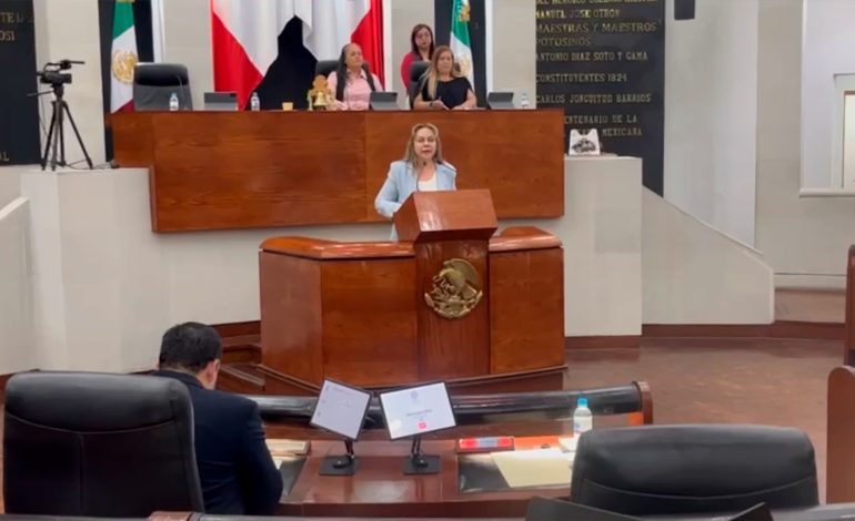  VIDEO | Desde tribuna, Sara Rocha llama “narcopolíticos” a Morena pese a medida cautelar del INE