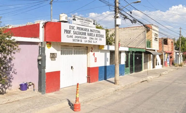  SEGE informa que no hubo lesionados tras ingreso de hombre con machete a escuela