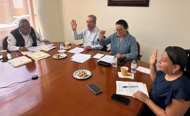  Congreso de SLP revisará restricciones de la SEP al uso de celulares antes de dictaminar reforma local