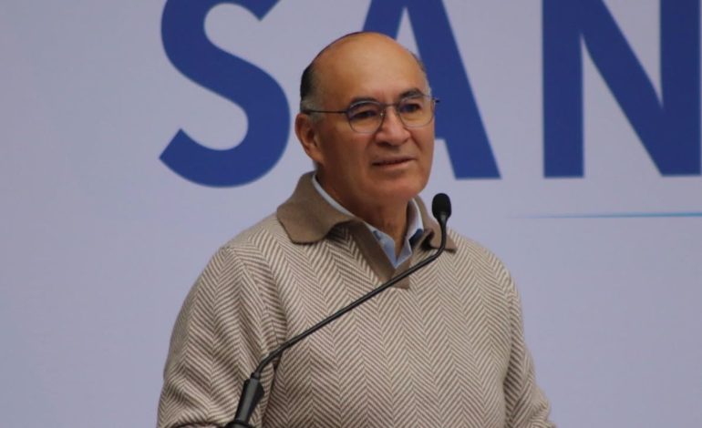  Tras descalificación de Gallardo, Galindo defiende controversia ante la SCJN
