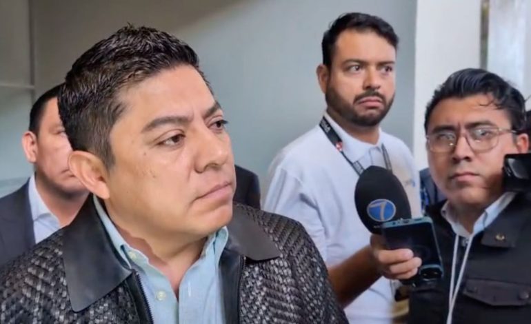  Una decena de ayuntamientos en SLP tiene problemas financieros rumbo al cierre del 2026: Gallardo