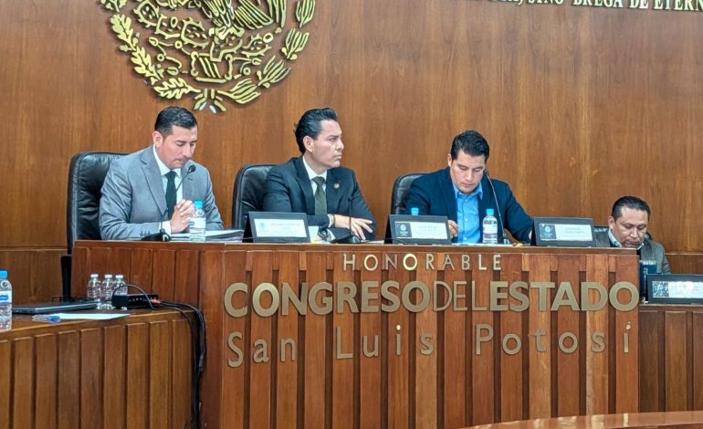  Seduvop presume resultados, pero comparecencia se concentra en obras inconclusas y proyectos por arrancar